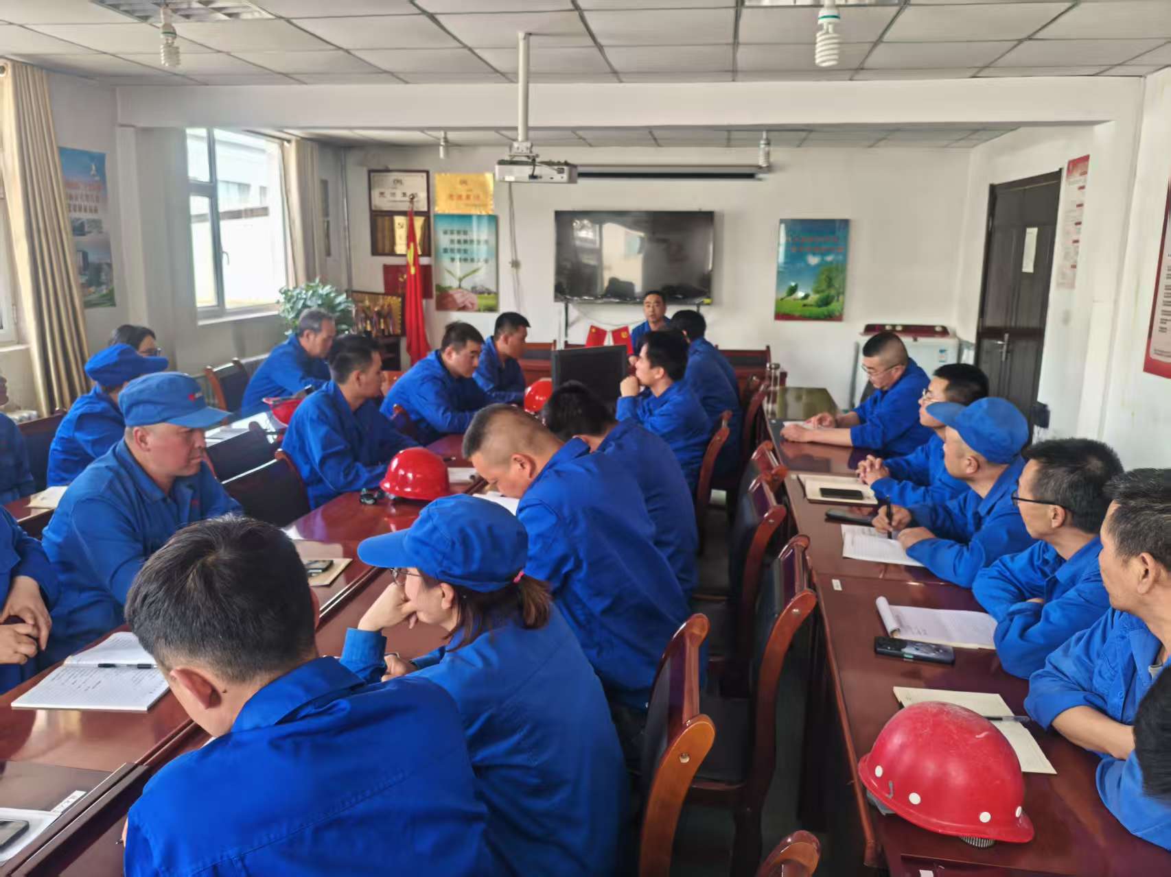 6fd9fbb24670b384663a8ec2413c498.jpg 6fd9fbb24670b384663a8ec2413c498.jpg